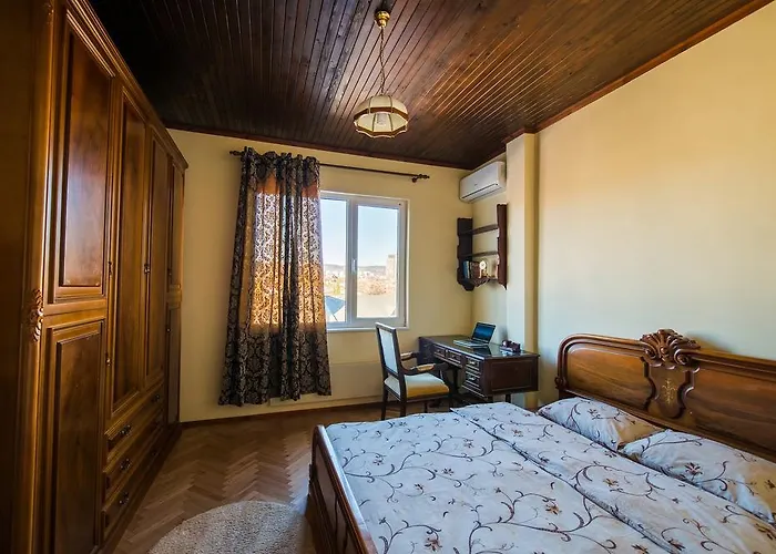 Main Street Classic Varna